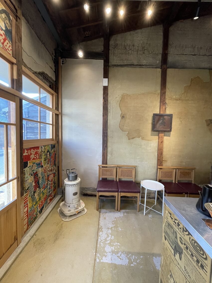 元銭湯「コーヒースタンド福寿湯」