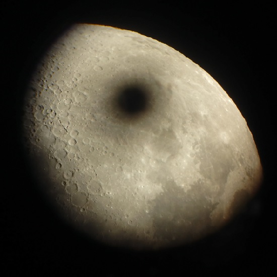 天体望遠鏡工作キットで月を観よう
