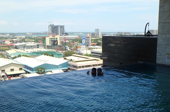 スカイウォーターパークセブ（SkyWaterpark Cebu）のインフィニティプール