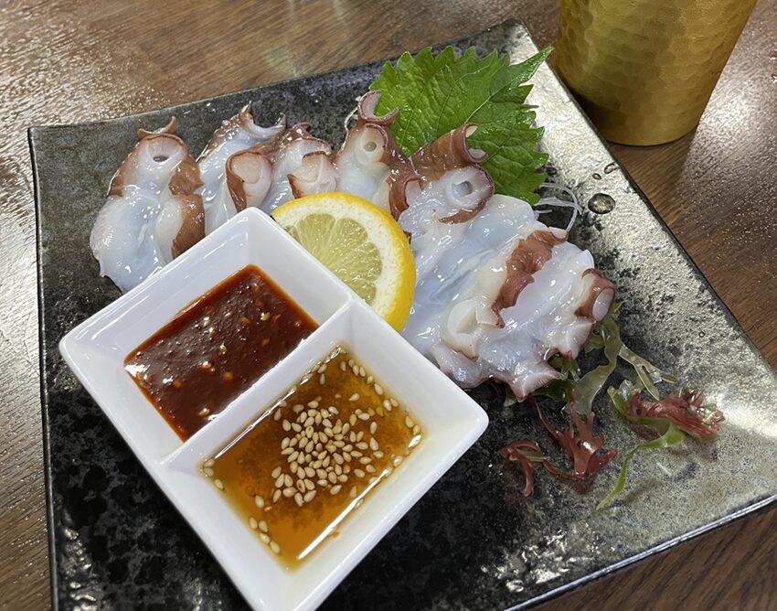 居酒屋北海生タコユッケ（津山市）