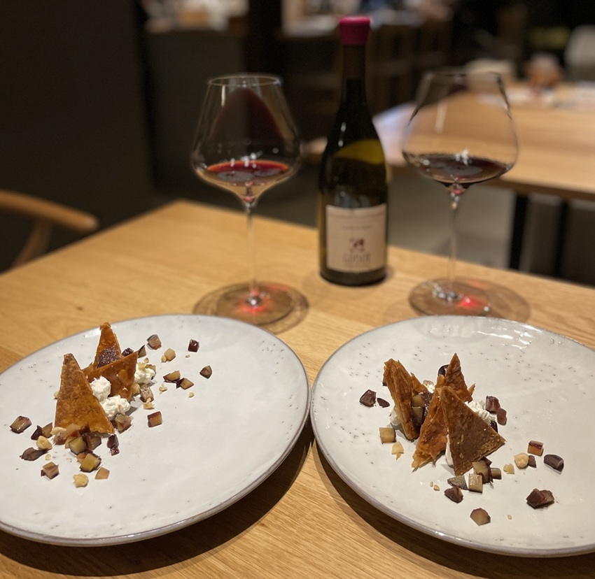 ビストロカカシ（BISTRO CACASHI）和栗のミルフィーユ