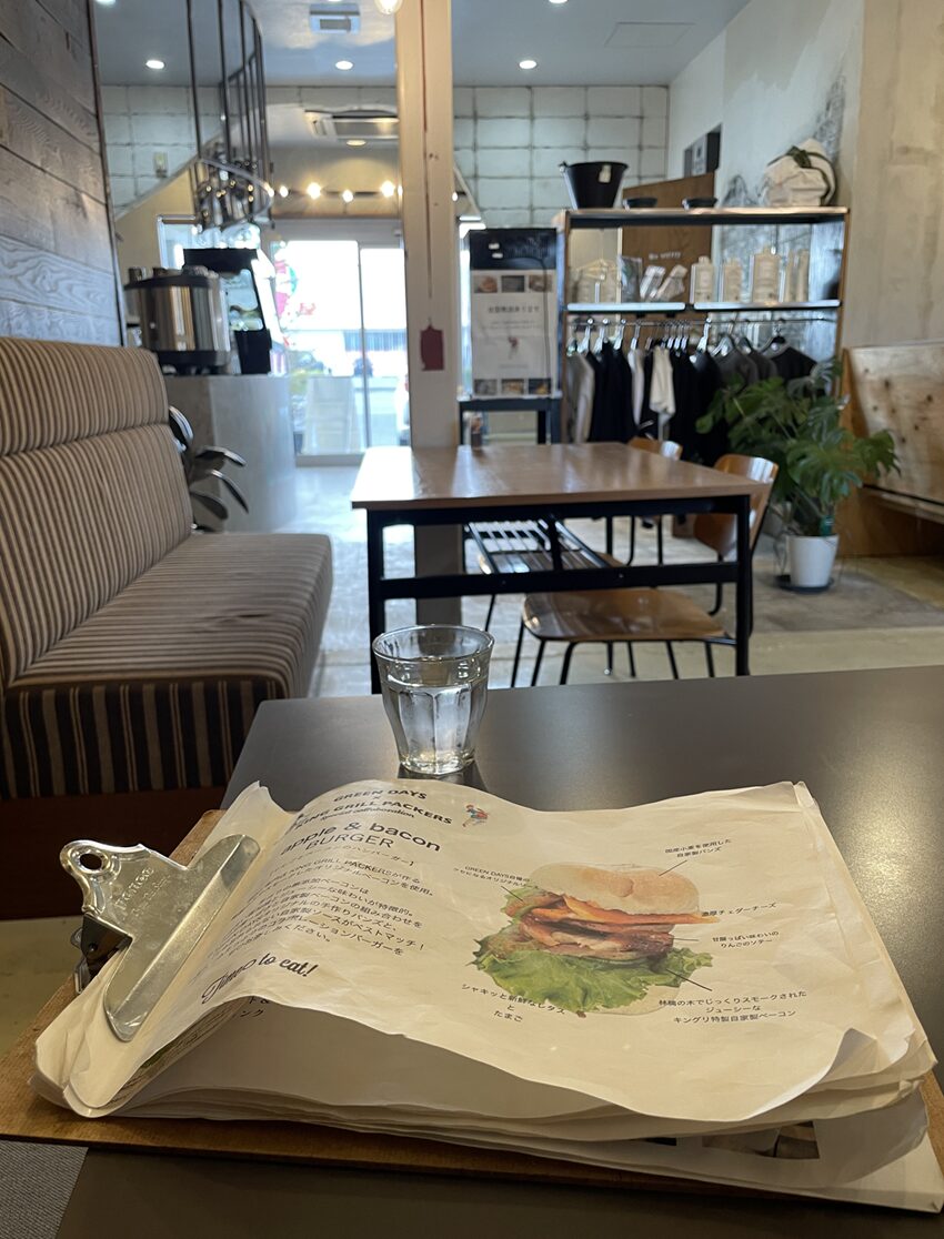 グリーンデイズカフェ津山(店内)