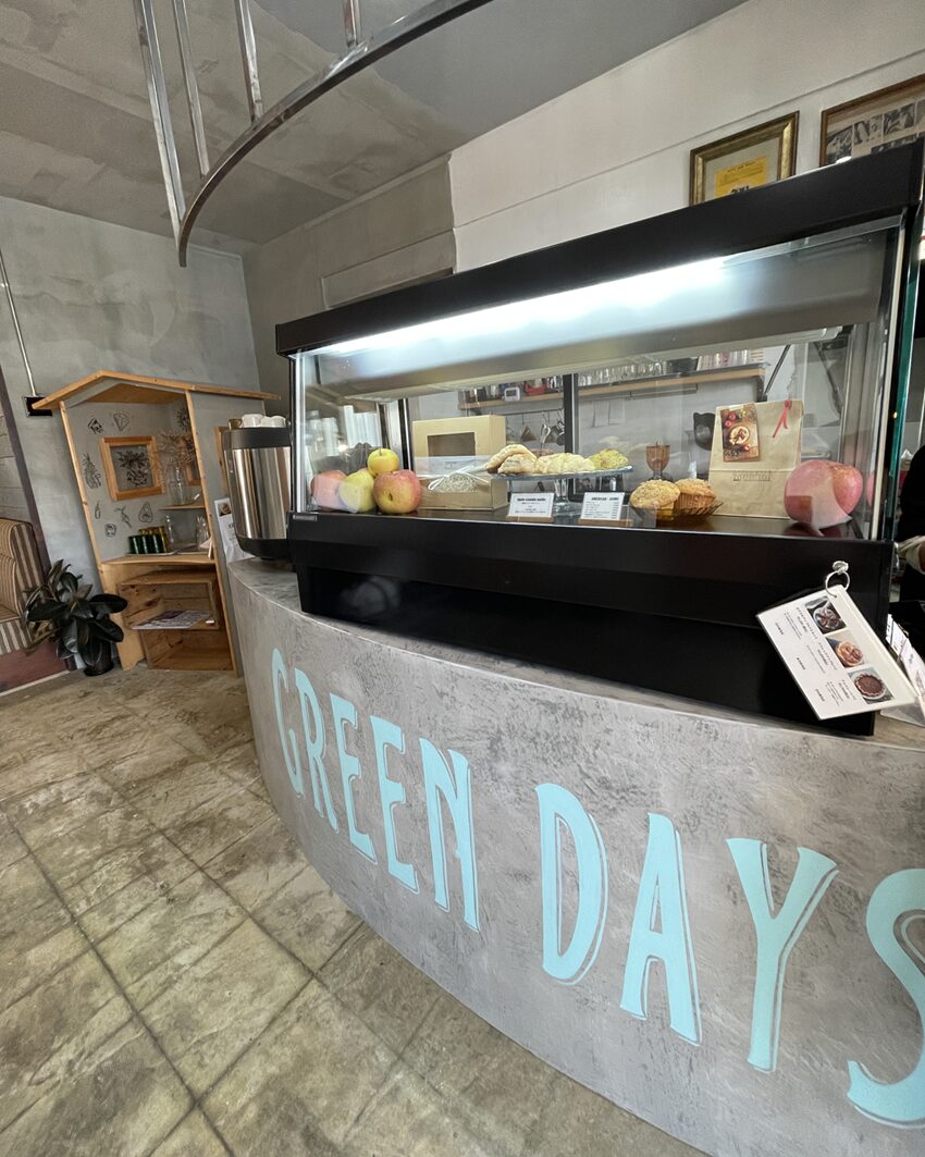 グリーンデイズカフェ津山（店内）