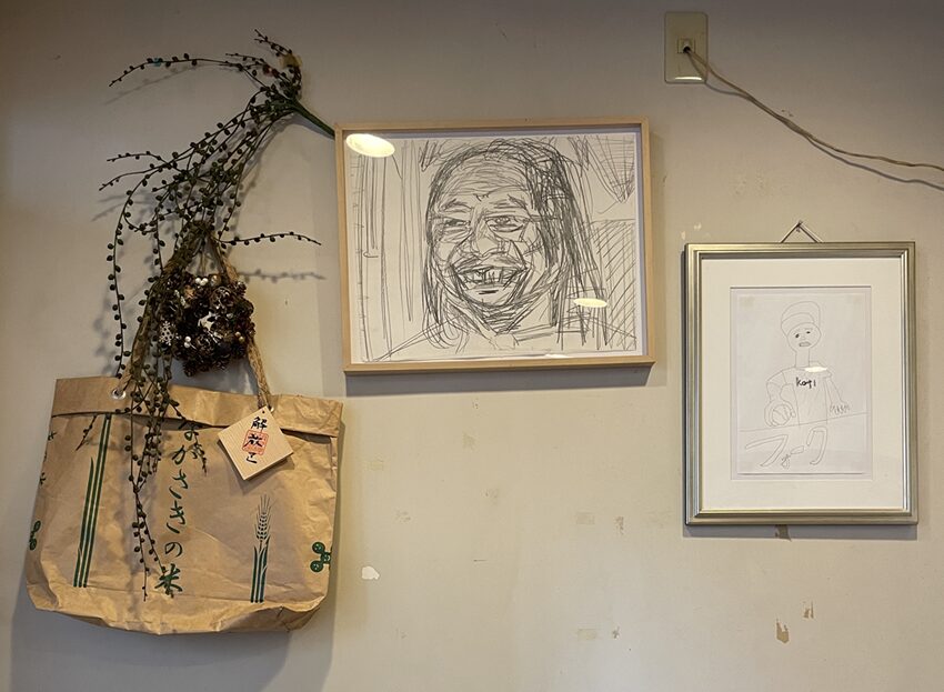 日本酒バル解放区現代アート