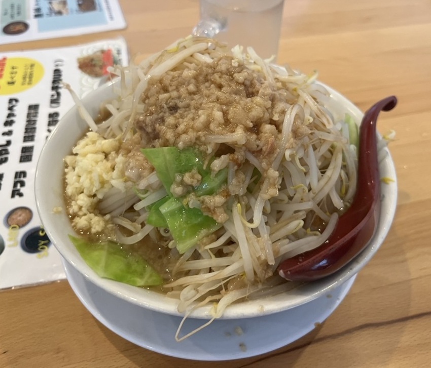 二郎系ラーメン「今を粋ろ」