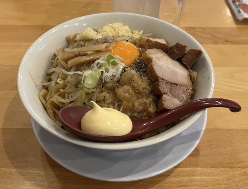 二郎系ラーメン「今を粋ろ」