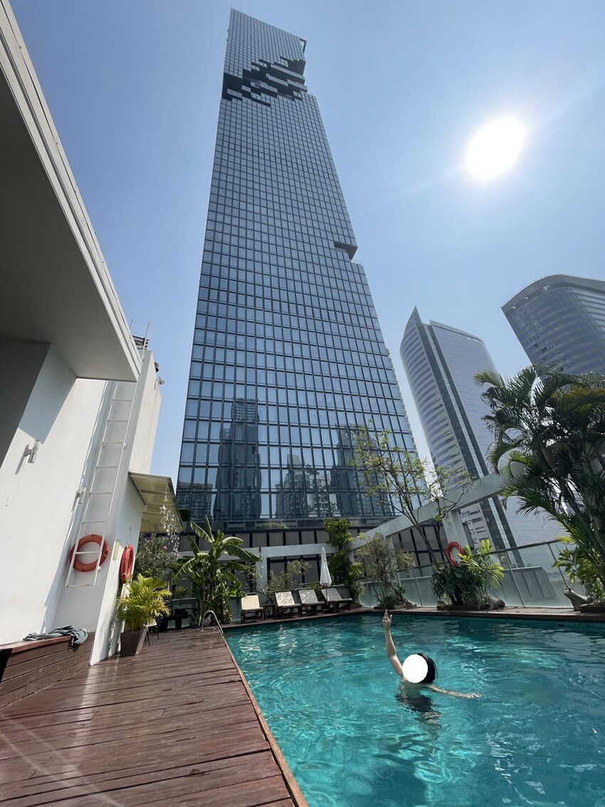 バンコクホテル「サバイサトーン(シーロムエリア)」マハナコンが見えるプールあり
