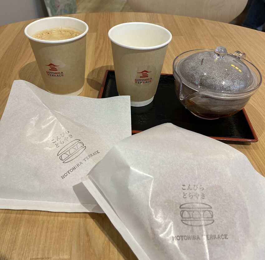 ことひらテラスどらやき・もなか