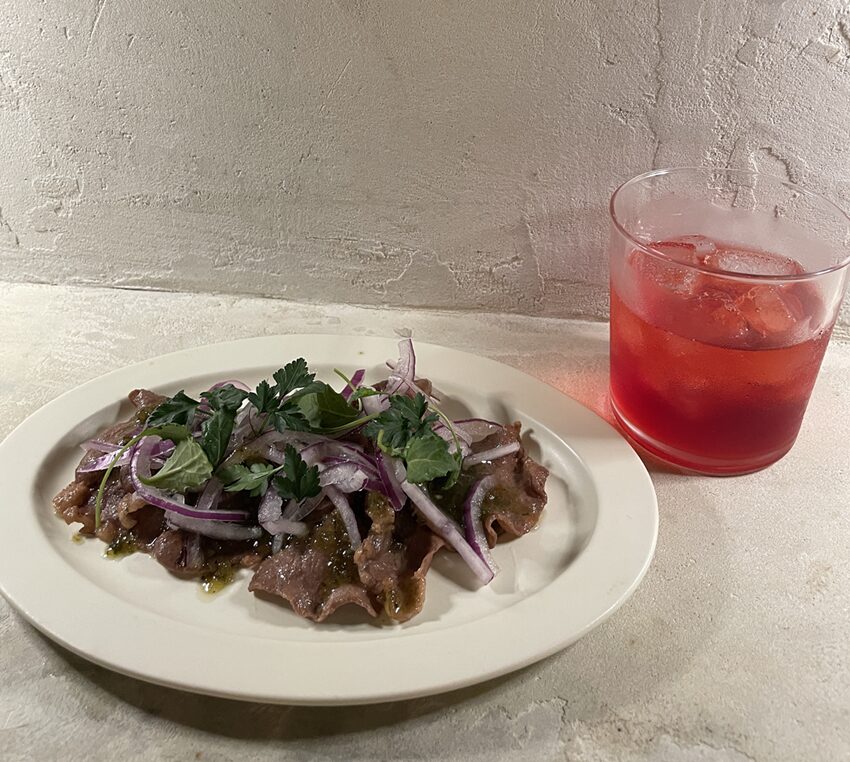 TERRAnoYORU（テラノヨル）牛タンスライス山椒チミチュリソース