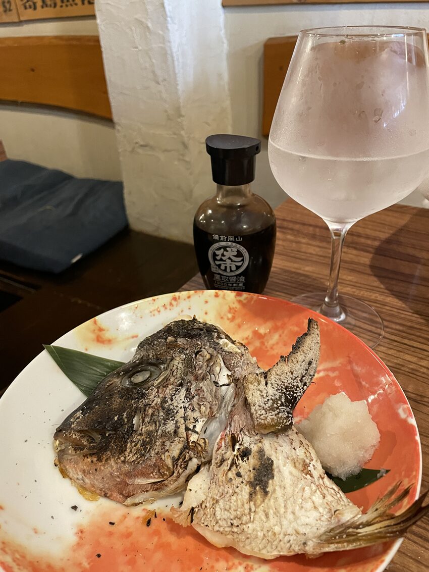 焼酎と地鶏と魚の店 あべべ：桜鯛の頭