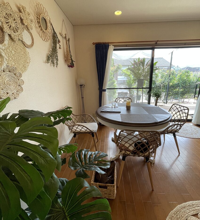 お家カフェPEISORA（津山市川崎）自宅タイプ店内